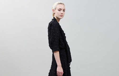 AKRIS PUNTO ( アクリスプント )