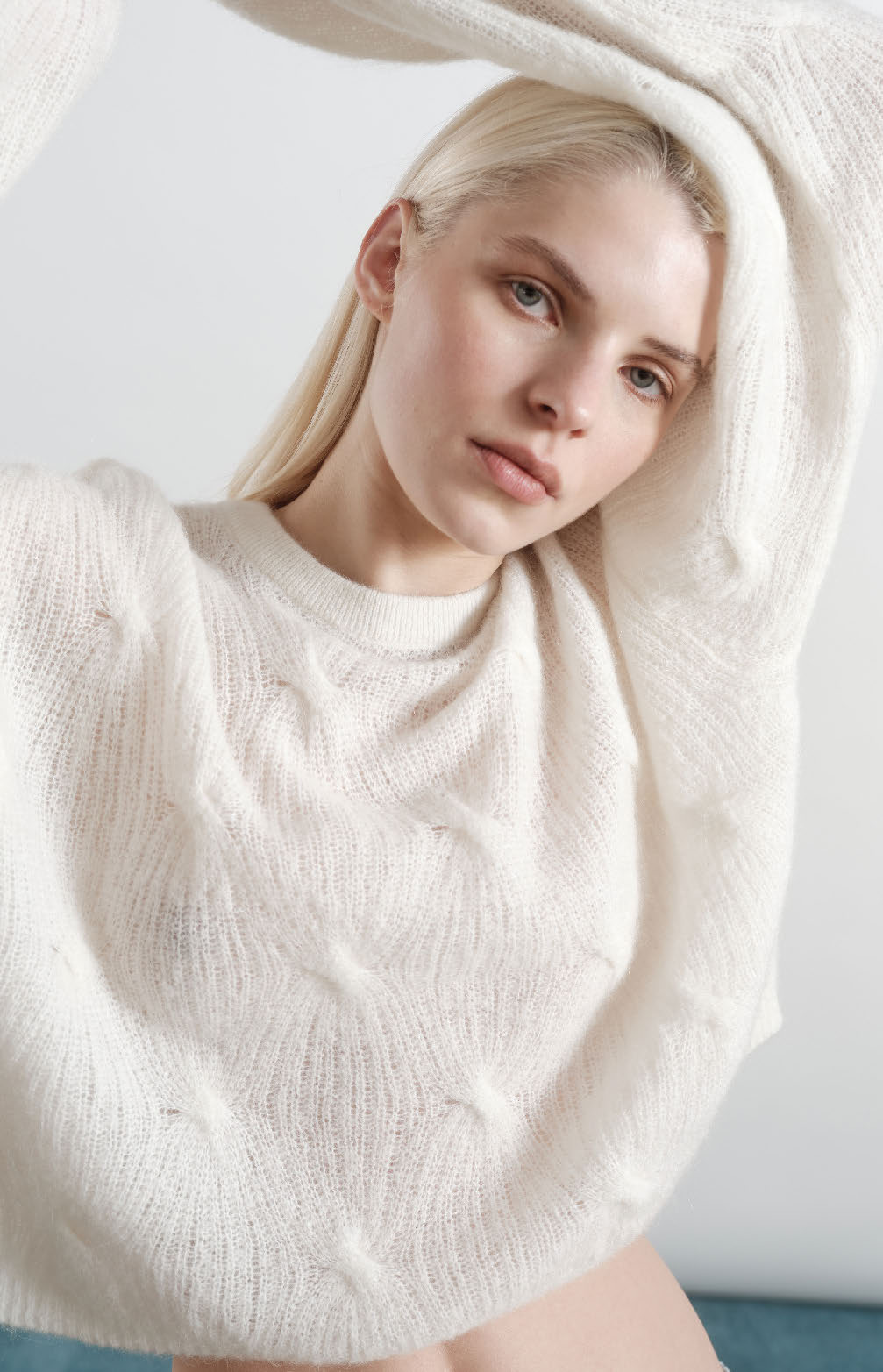 AKRIS PUNTO ( アクリスプント )