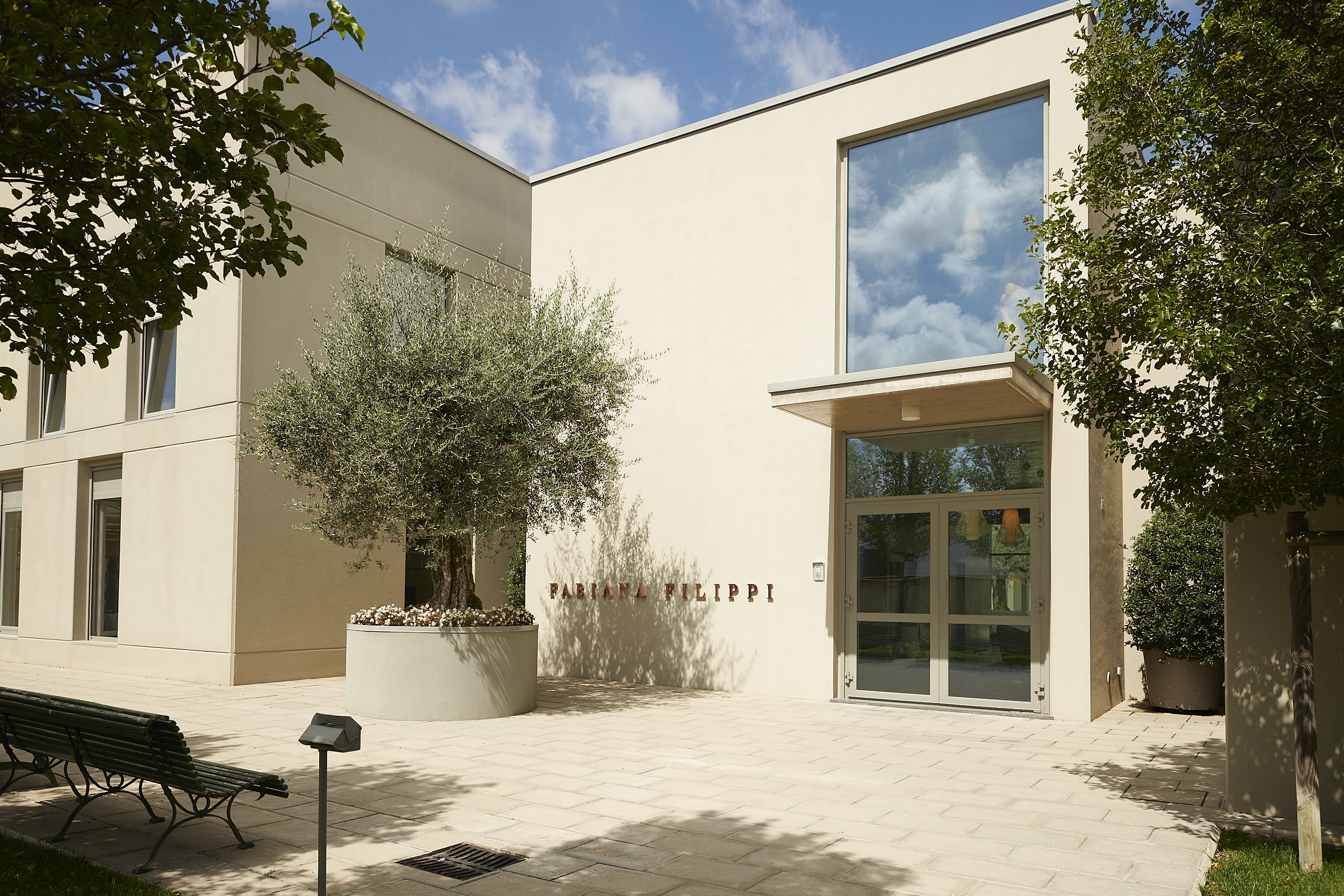 FABIANA FILIPPI ( ファビアナフィリッピ )