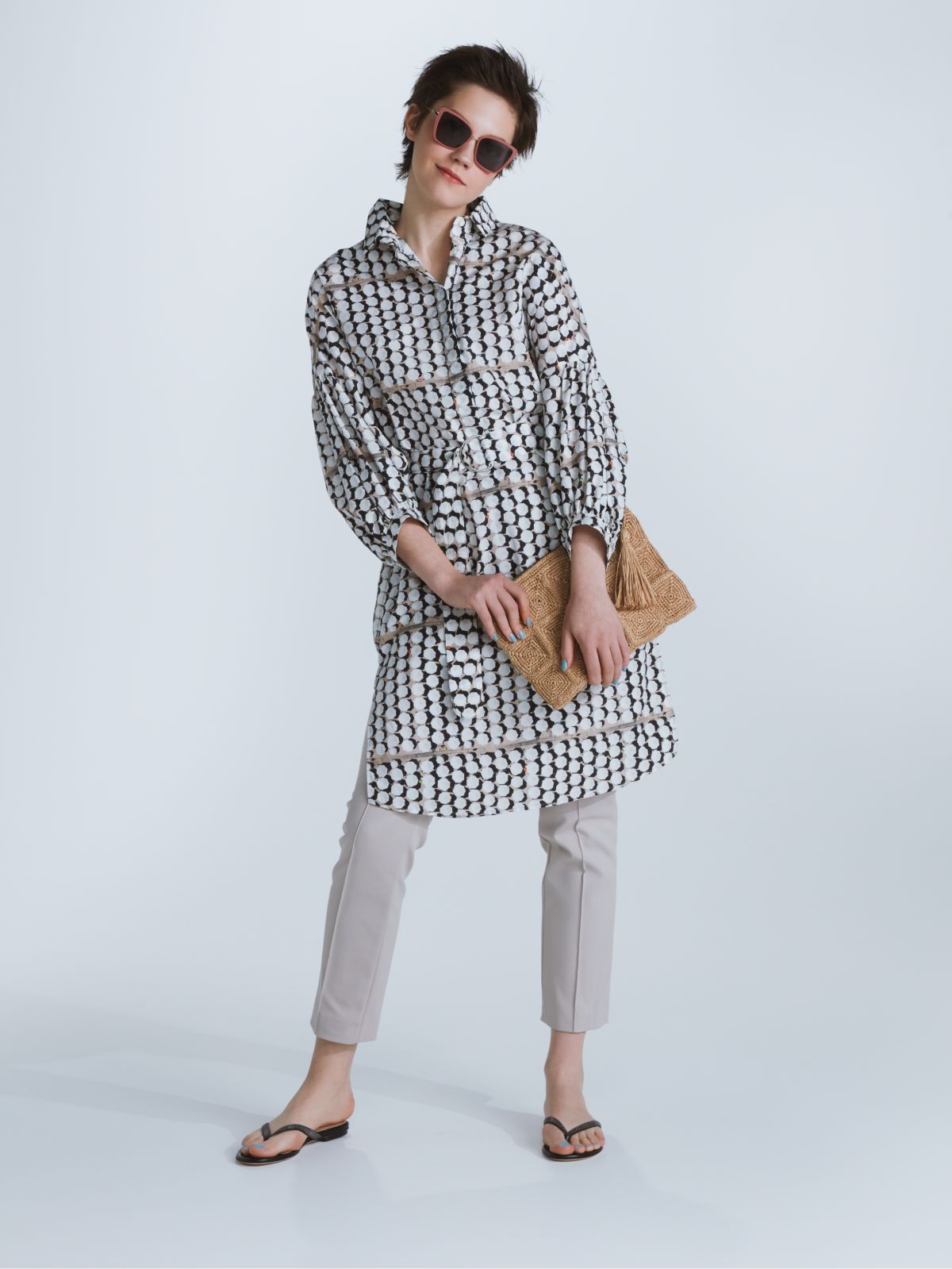 AKRIS PUNTO ( アクリスプント )