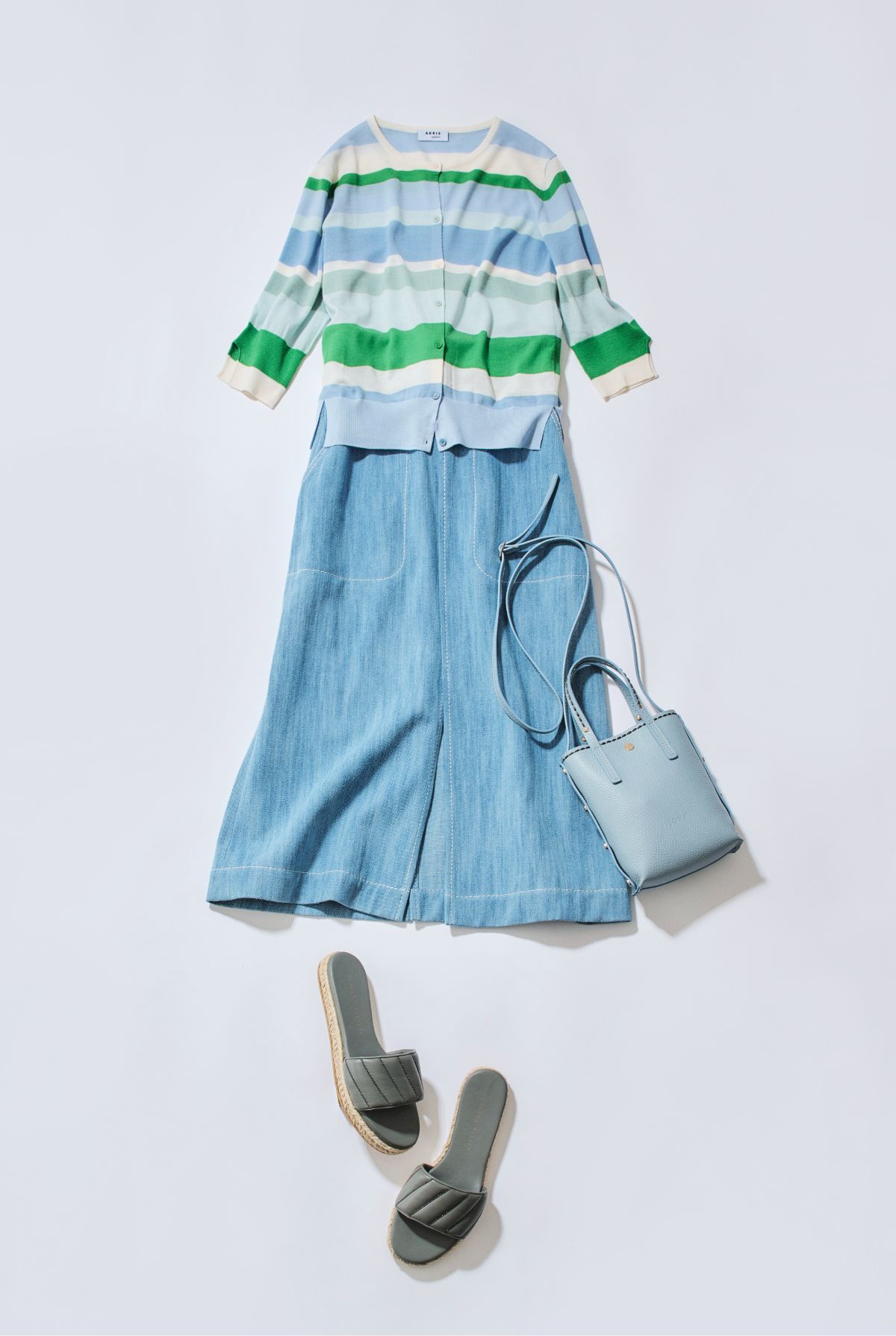 AKRIS PUNTO ( アクリスプント )