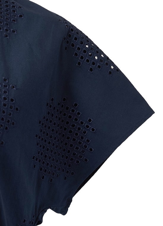 ドットアイレット コットンブラウス 詳細画像 ダークブルー 5