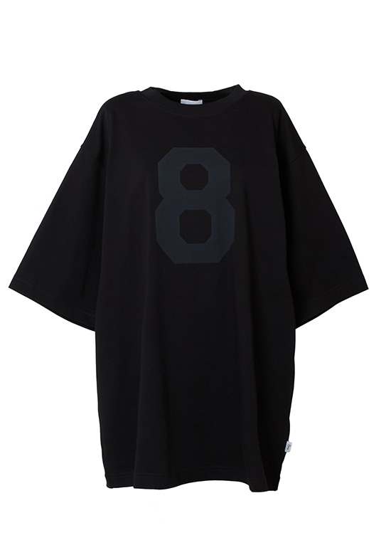 8ロゴ オーバーサイズTシャツ